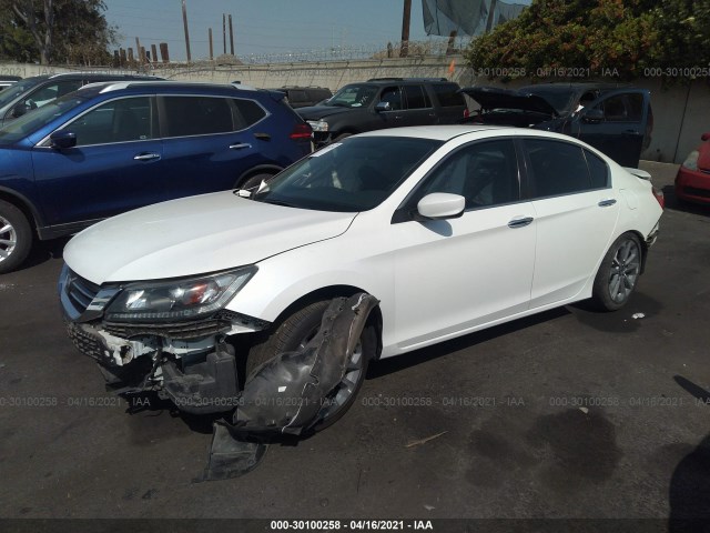 Photo 1 VIN: 1HGCR2F52EA048412 - HONDA ACCORD SEDAN 