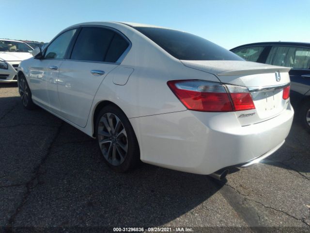 Photo 2 VIN: 1HGCR2F52EA089980 - HONDA ACCORD SEDAN 