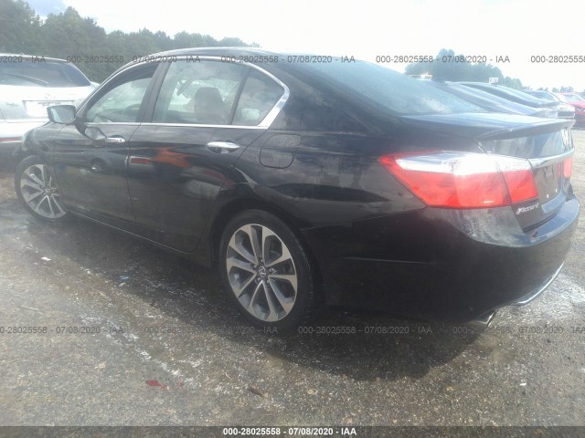 Photo 2 VIN: 1HGCR2F52EA121018 - HONDA ACCORD SEDAN 