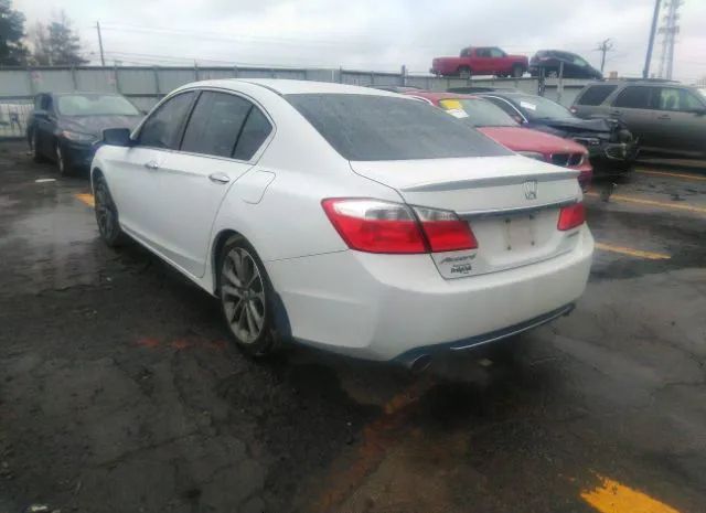 Photo 2 VIN: 1HGCR2F52EA239926 - HONDA ACCORD SEDAN 