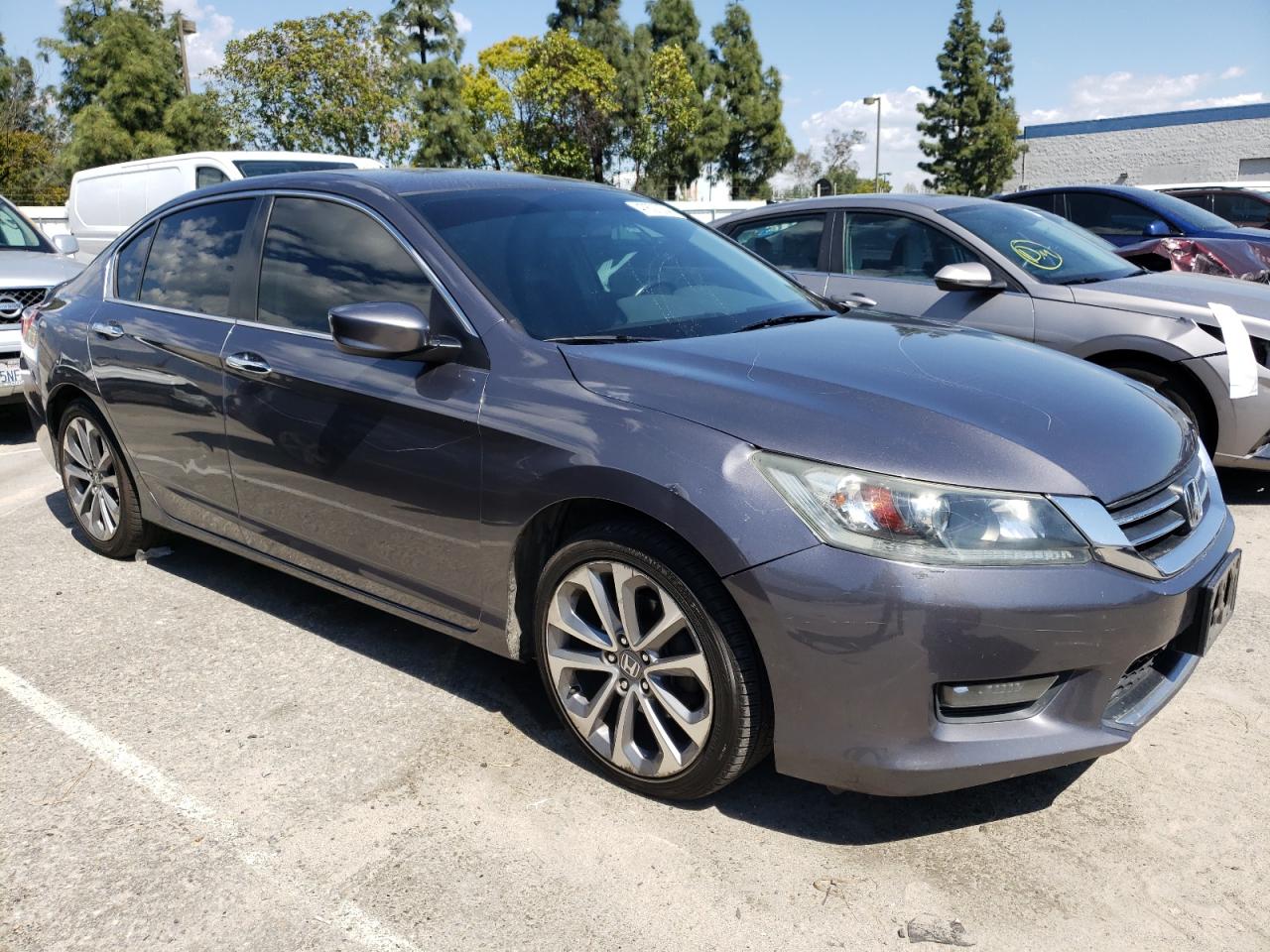 Photo 3 VIN: 1HGCR2F52EA257102 - HONDA ACCORD 