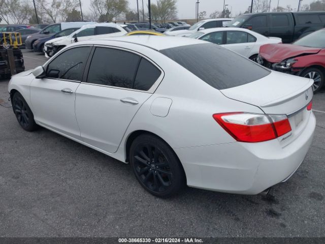 Photo 2 VIN: 1HGCR2F52EA297230 - HONDA ACCORD 