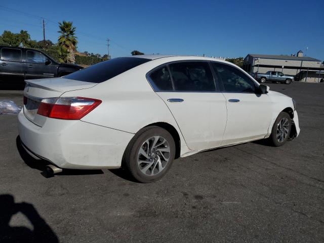 Photo 2 VIN: 1HGCR2F52FA064000 - HONDA ACCORD SPO 