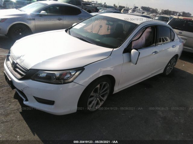 Photo 1 VIN: 1HGCR2F52FA064028 - HONDA ACCORD SEDAN 