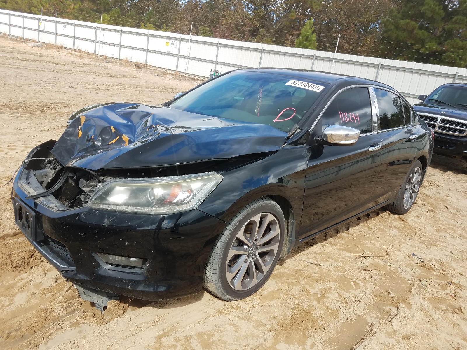 Photo 1 VIN: 1HGCR2F52FA068225 - HONDA ACCORD SPO 