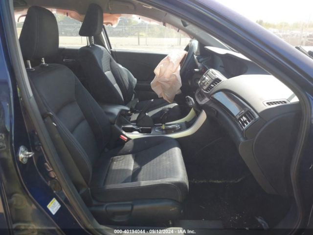 Photo 4 VIN: 1HGCR2F52FA076132 - HONDA ACCORD 