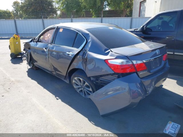 Photo 2 VIN: 1HGCR2F52FA139939 - HONDA ACCORD 