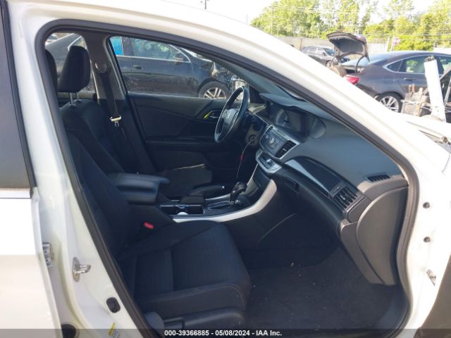 Photo 4 VIN: 1HGCR2F52FA149547 - HONDA ACCORD 