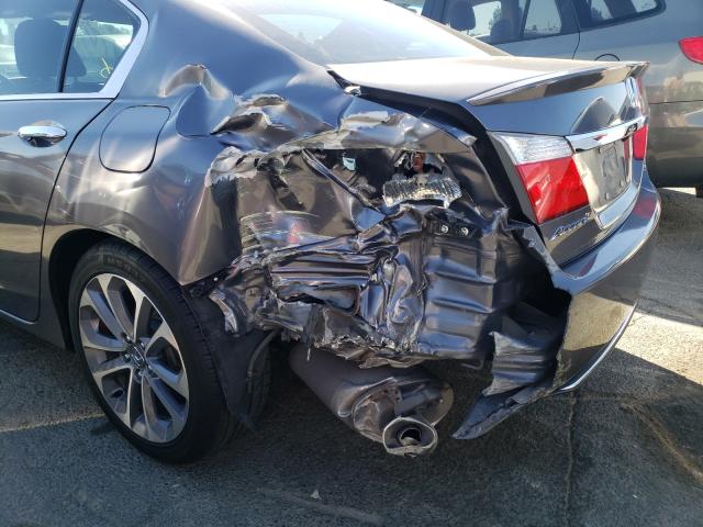 Photo 8 VIN: 1HGCR2F52FA184847 - HONDA ACCORD SPO 