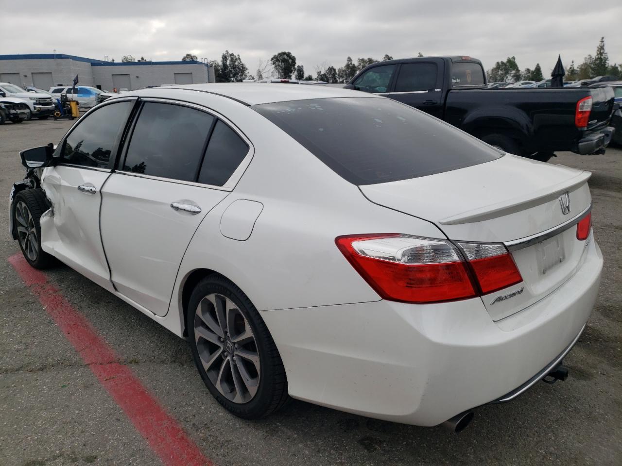 Photo 1 VIN: 1HGCR2F52FA189269 - HONDA ACCORD 