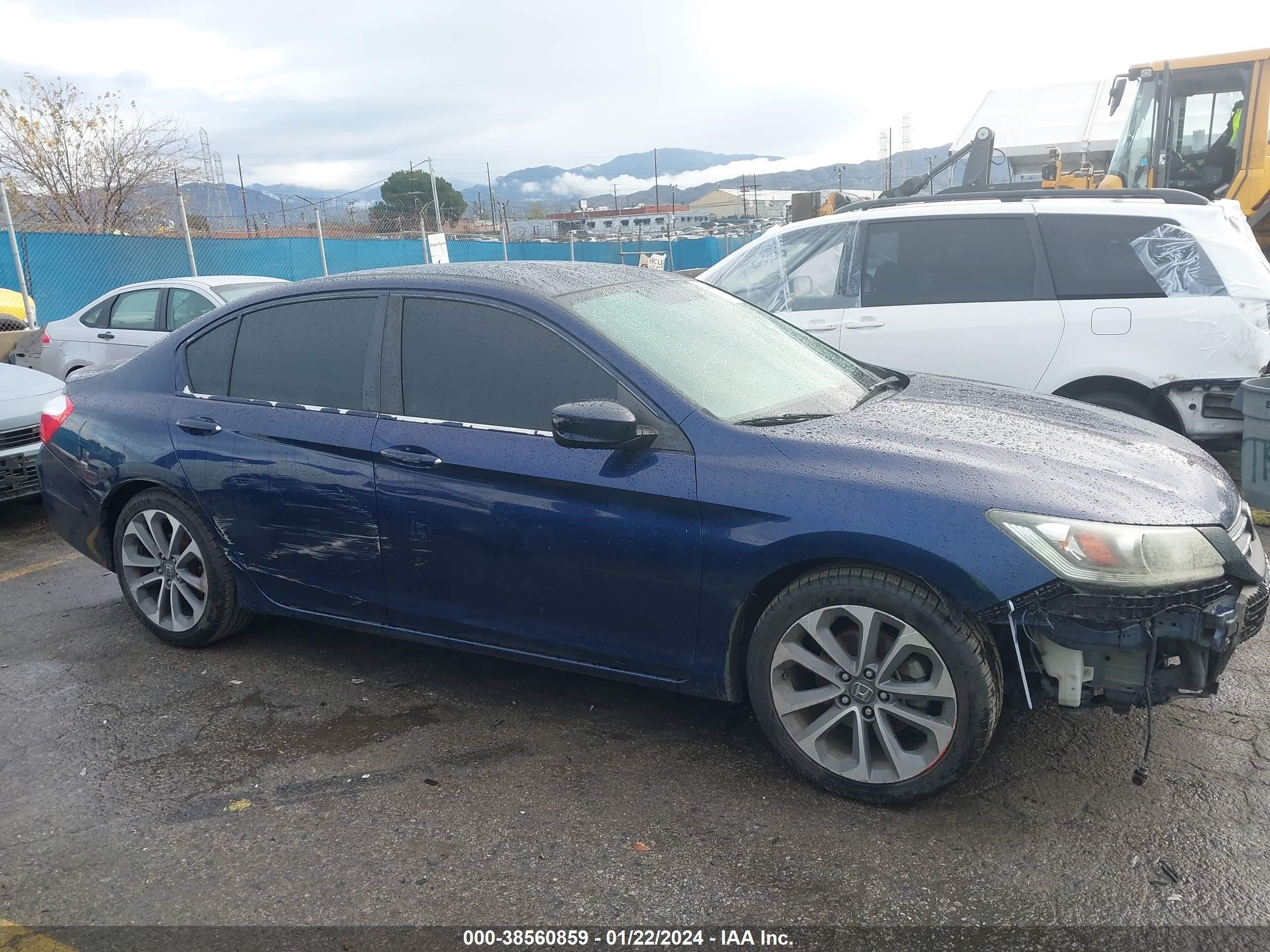 Photo 12 VIN: 1HGCR2F52FA227633 - HONDA ACCORD 