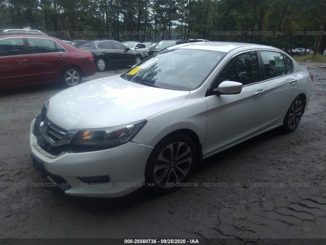 Photo 1 VIN: 1HGCR2F52FA249003 - HONDA ACCORD SEDAN 