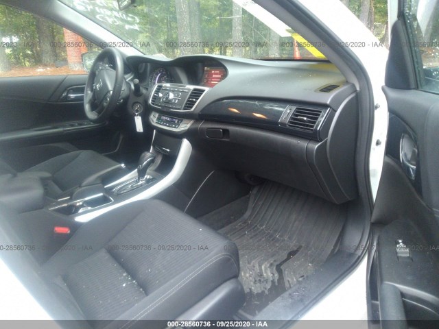 Photo 4 VIN: 1HGCR2F52FA249003 - HONDA ACCORD SEDAN 