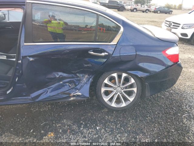 Photo 5 VIN: 1HGCR2F52FA261264 - HONDA ACCORD SEDAN 