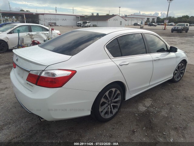 Photo 3 VIN: 1HGCR2F52FA263130 - HONDA ACCORD SEDAN 