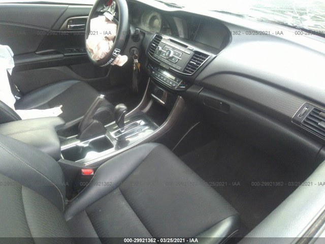 Photo 4 VIN: 1HGCR2F52GA027112 - HONDA ACCORD SEDAN 