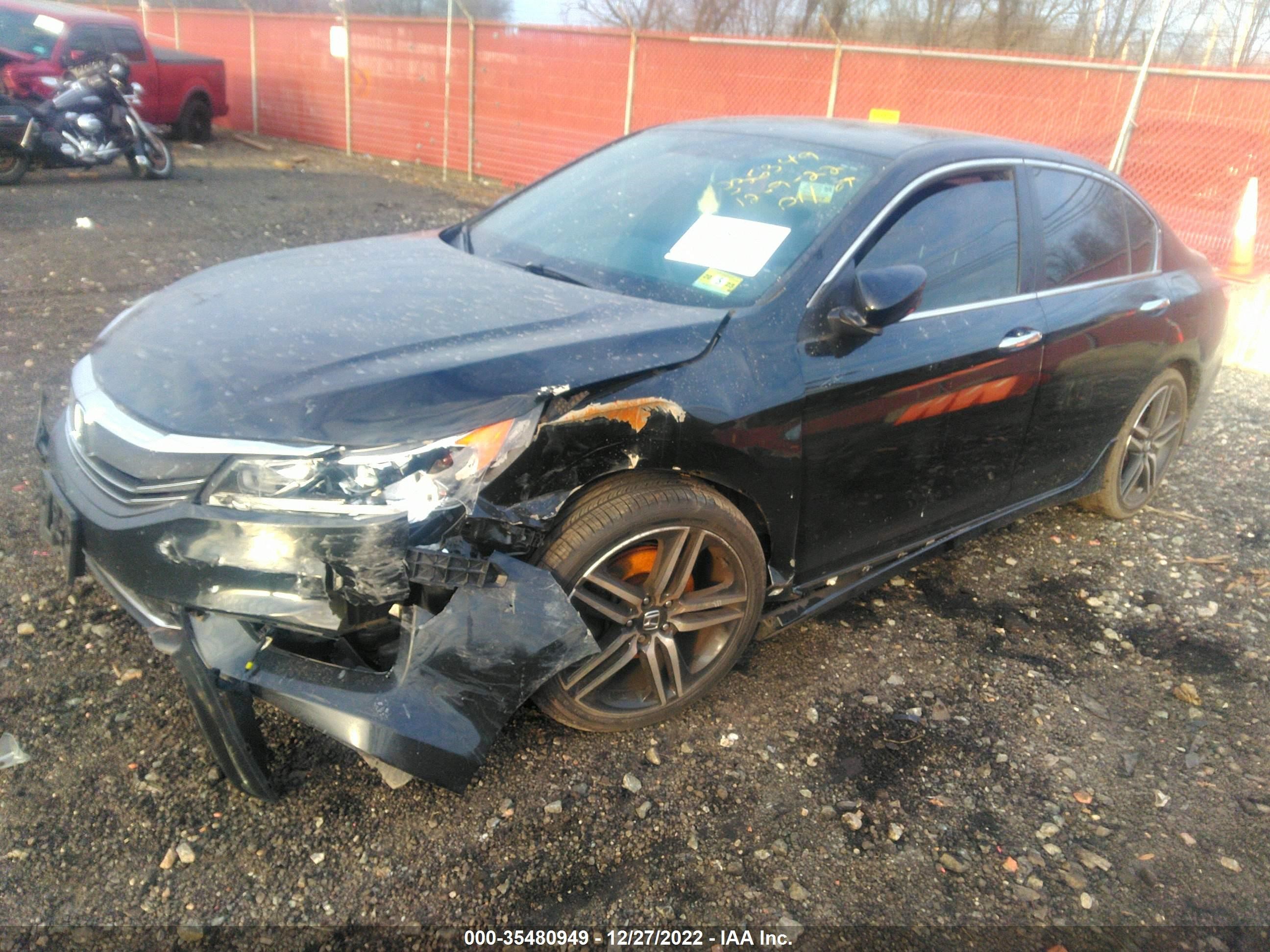 Photo 1 VIN: 1HGCR2F52GA062006 - HONDA ACCORD 