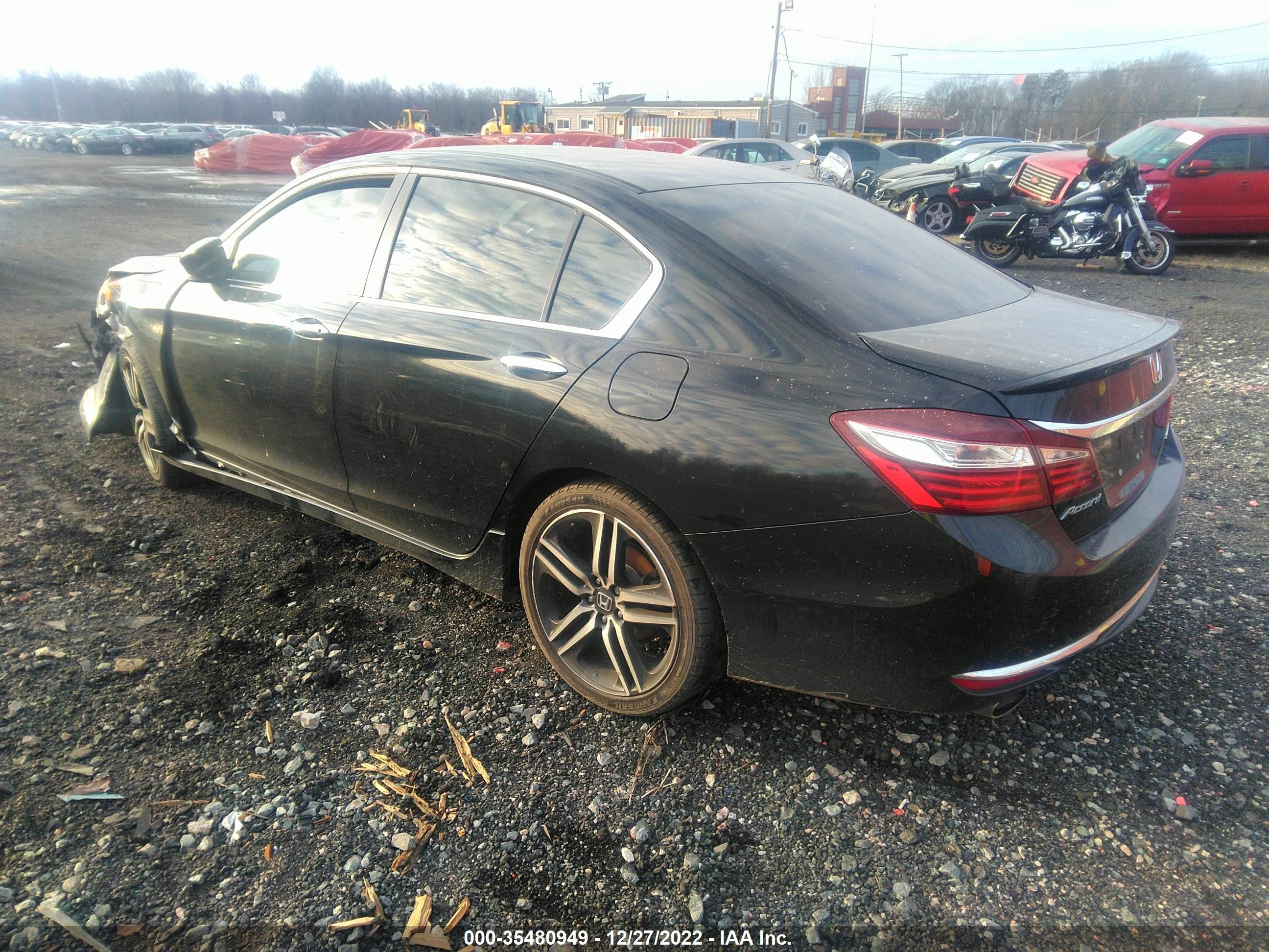 Photo 2 VIN: 1HGCR2F52GA062006 - HONDA ACCORD 