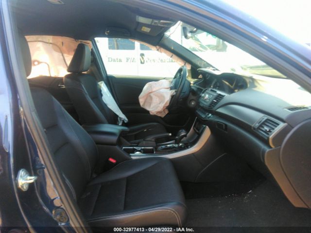 Photo 4 VIN: 1HGCR2F52GA121636 - HONDA ACCORD SEDAN 