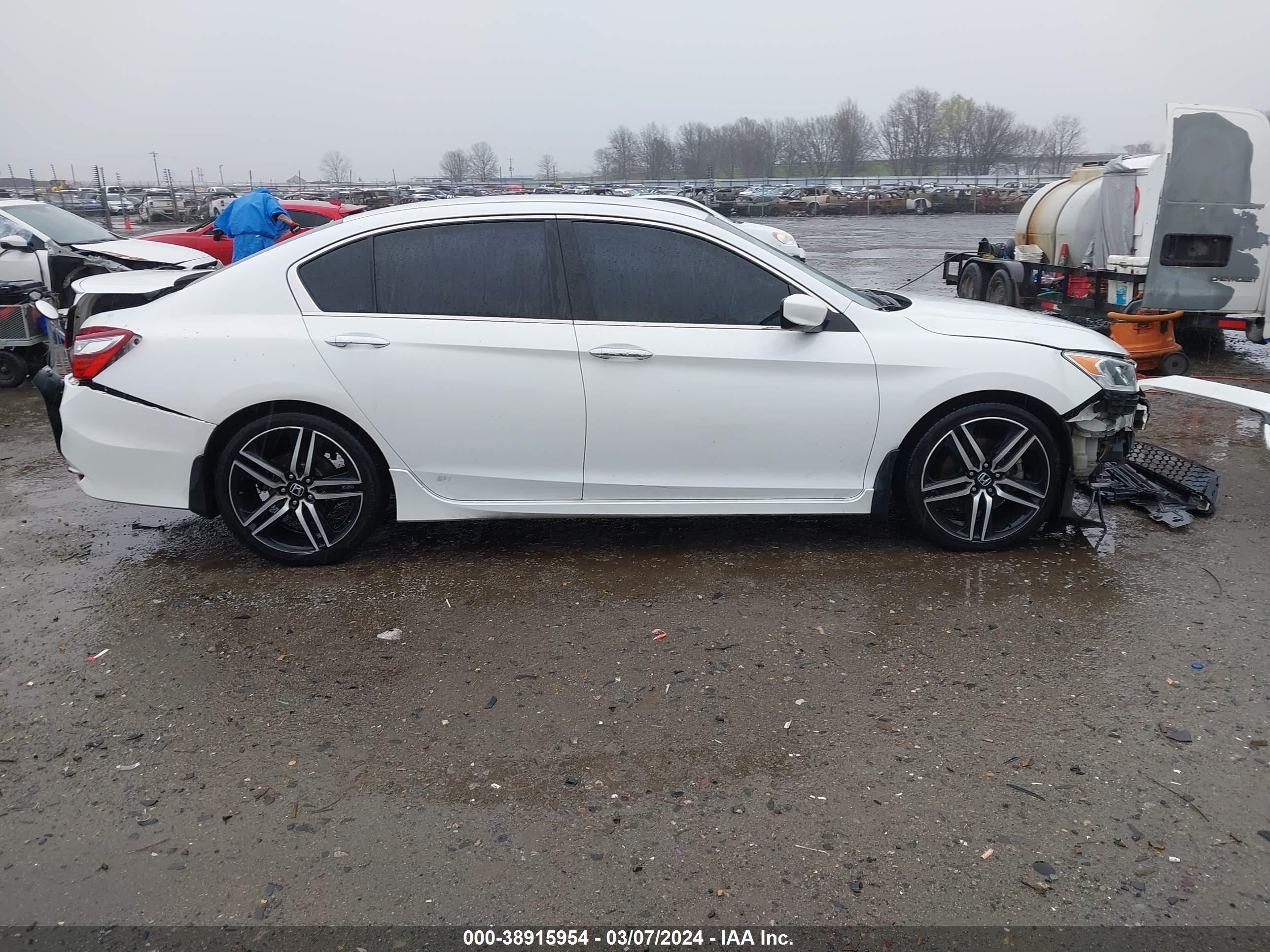 Photo 12 VIN: 1HGCR2F52GA125203 - HONDA ACCORD 