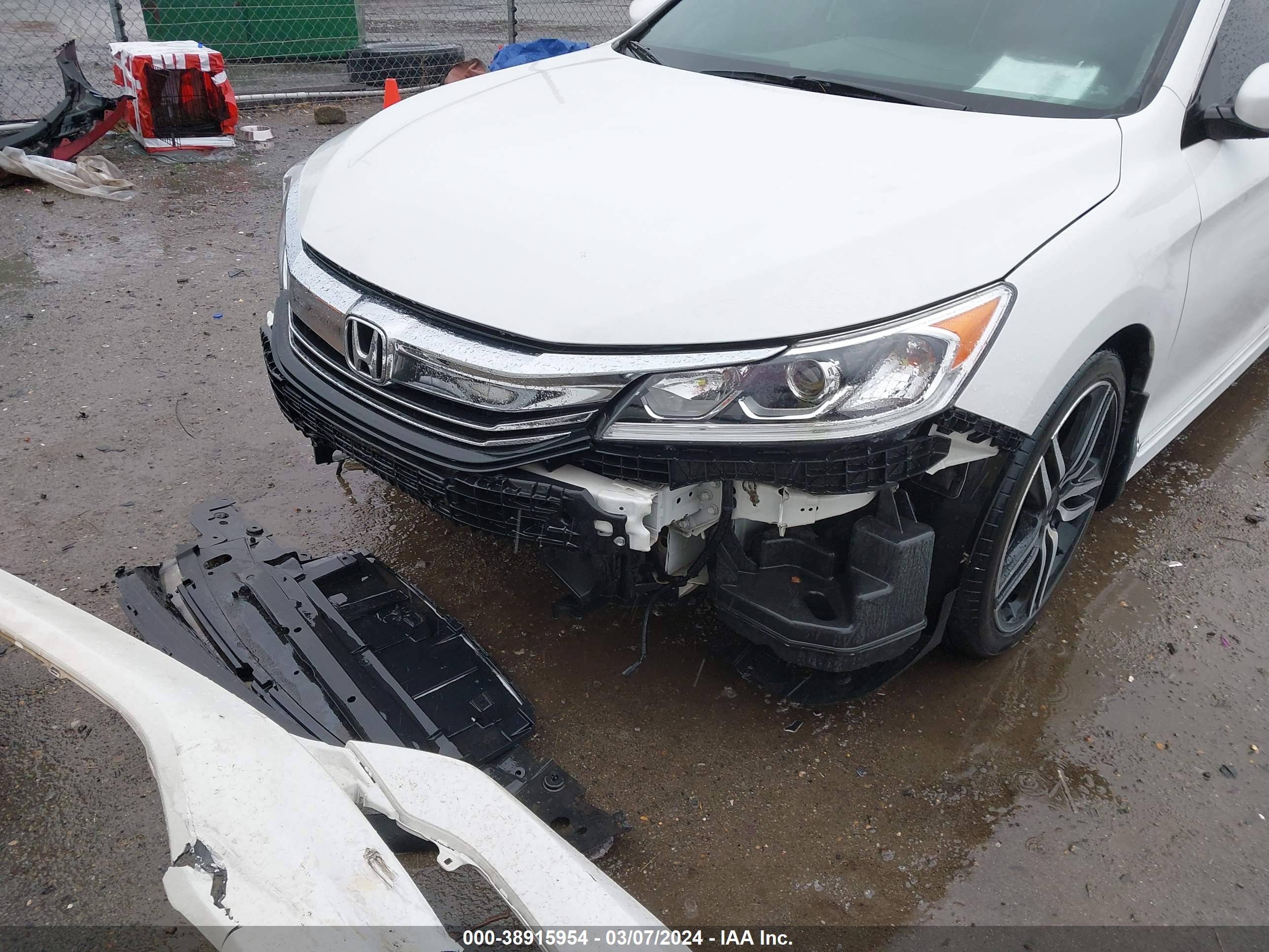 Photo 16 VIN: 1HGCR2F52GA125203 - HONDA ACCORD 