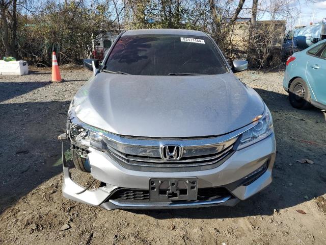 Photo 4 VIN: 1HGCR2F52GA140557 - HONDA ACCORD SPO 