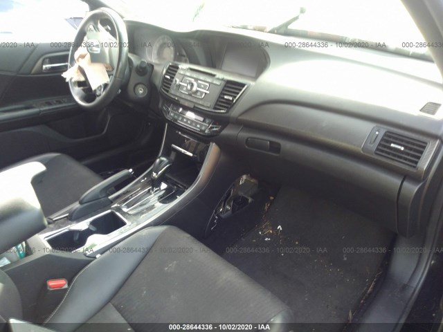 Photo 4 VIN: 1HGCR2F52GA163417 - HONDA ACCORD SEDAN 