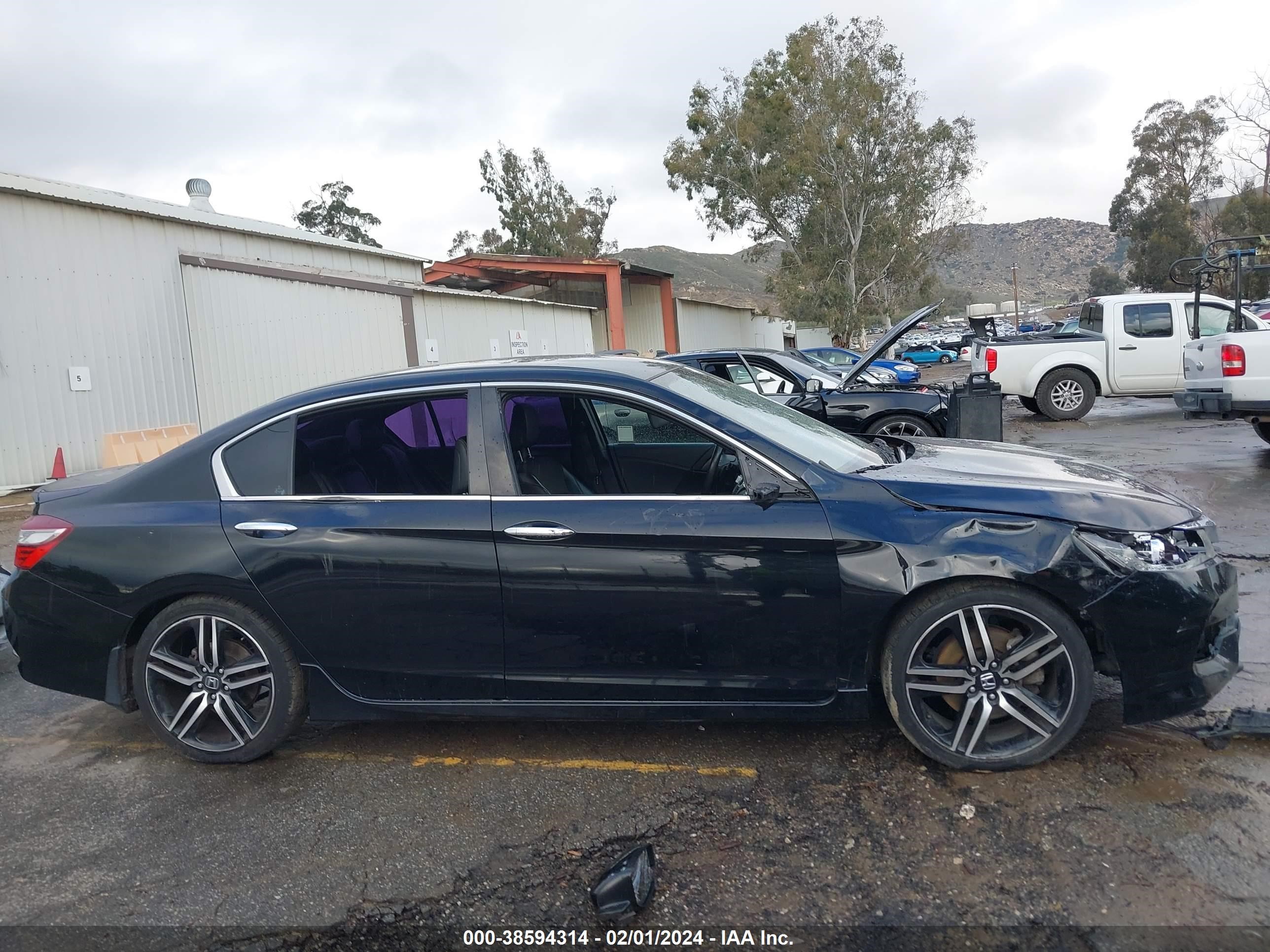 Photo 12 VIN: 1HGCR2F52GA228332 - HONDA ACCORD 