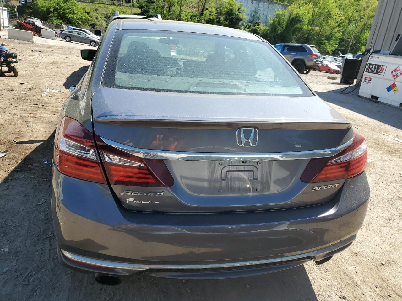 Photo 5 VIN: 1HGCR2F52HA043103 - HONDA ACCORD 