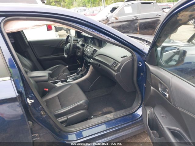 Photo 4 VIN: 1HGCR2F52HA061004 - HONDA ACCORD 