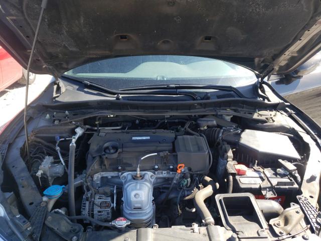 Photo 6 VIN: 1HGCR2F52HA076523 - HONDA ACCORD SPO 