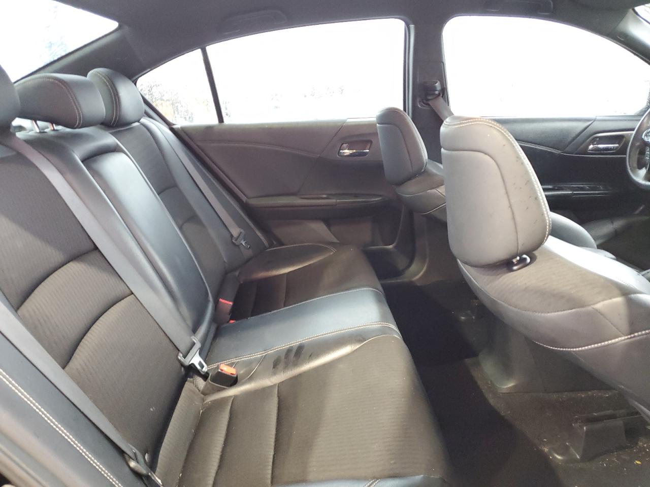 Photo 9 VIN: 1HGCR2F52HA108385 - HONDA ACCORD 