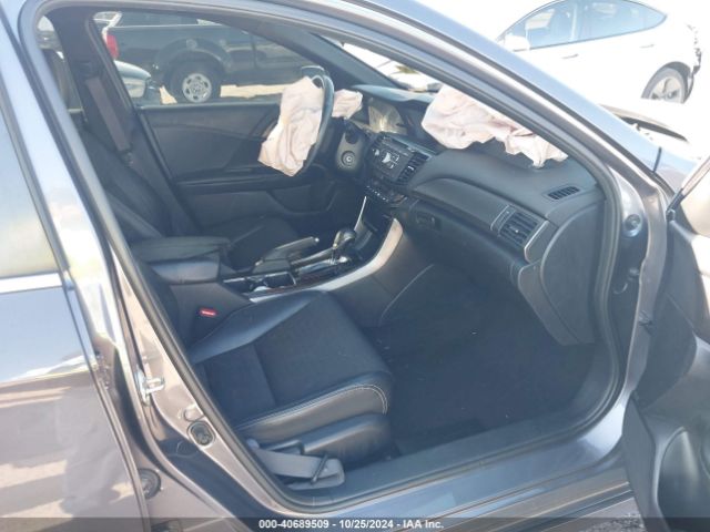 Photo 4 VIN: 1HGCR2F52HA108578 - HONDA ACCORD 