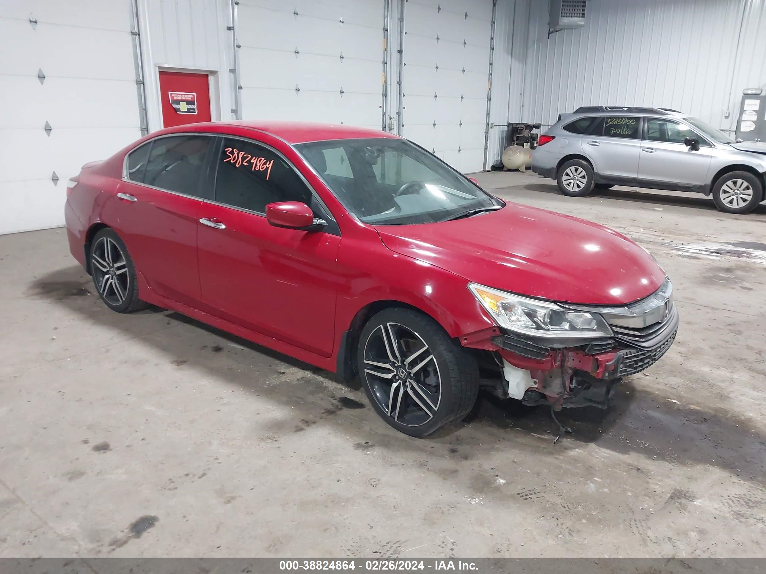 Photo 0 VIN: 1HGCR2F52HA111755 - HONDA ACCORD 