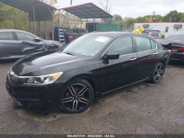 Photo 1 VIN: 1HGCR2F52HA119032 - HONDA ACCORD 