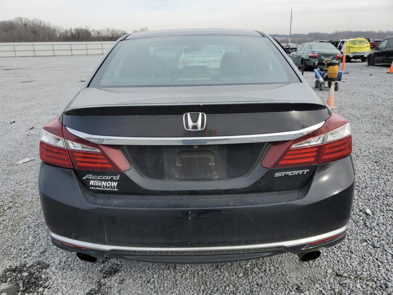 Photo 5 VIN: 1HGCR2F52HA145873 - HONDA ACCORD 