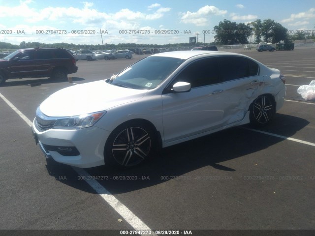 Photo 1 VIN: 1HGCR2F52HA156405 - HONDA ACCORD SEDAN 