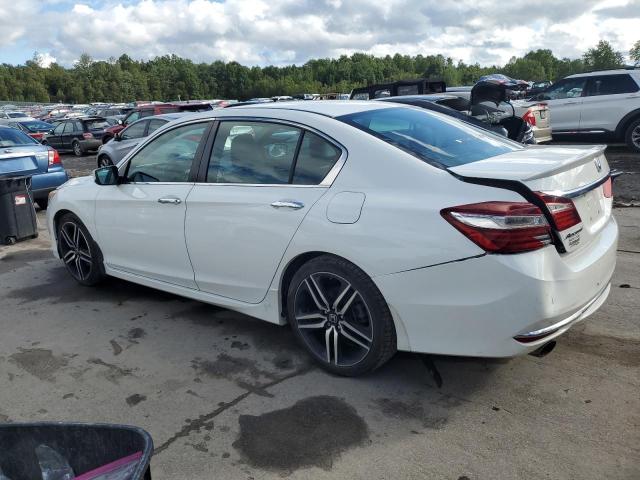 Photo 1 VIN: 1HGCR2F52HA161314 - HONDA ACCORD SPO 