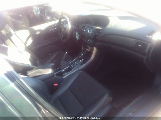 Photo 4 VIN: 1HGCR2F52HA225786 - HONDA ACCORD SEDAN 