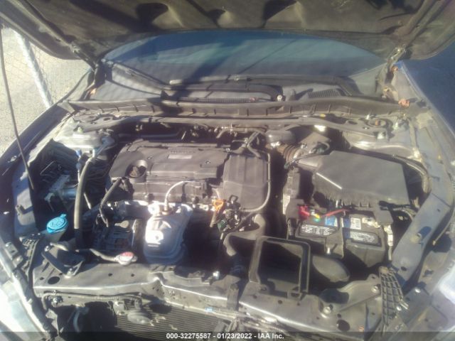 Photo 9 VIN: 1HGCR2F52HA225786 - HONDA ACCORD SEDAN 