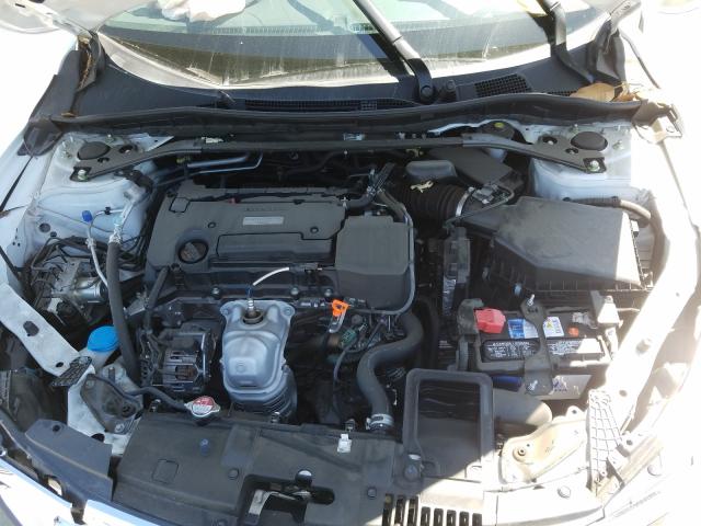 Photo 6 VIN: 1HGCR2F52HA286829 - HONDA ACCORD SPO 