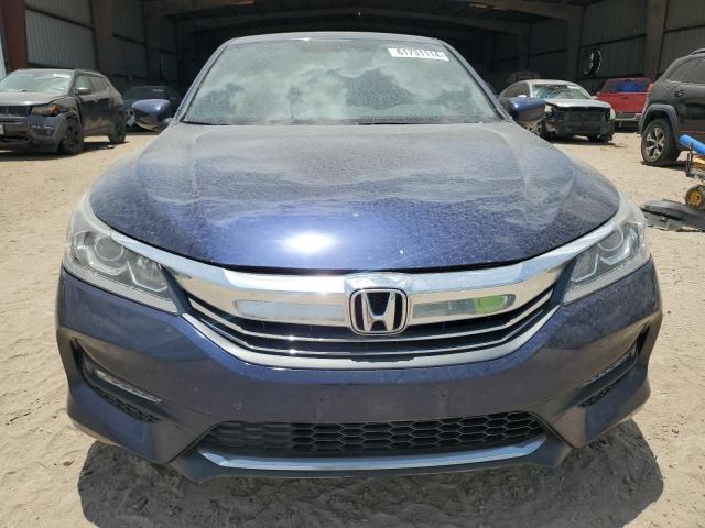 Photo 4 VIN: 1HGCR2F52HA295420 - HONDA ACCORD 