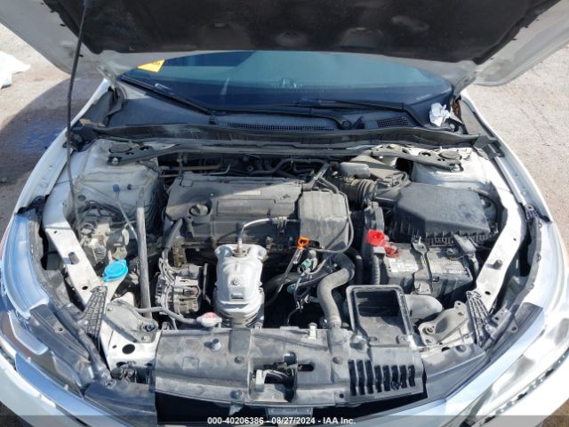 Photo 9 VIN: 1HGCR2F52HA297572 - HONDA ACCORD 