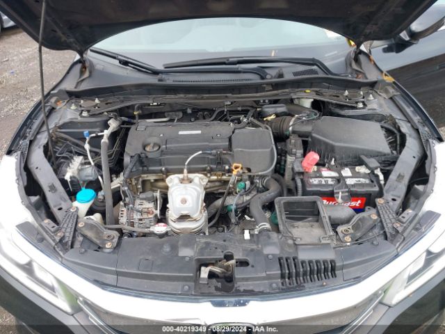 Photo 9 VIN: 1HGCR2F52HA305010 - HONDA ACCORD 