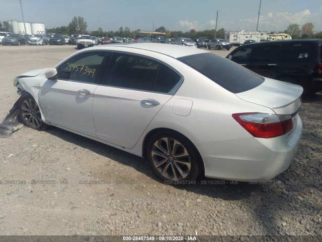 Photo 2 VIN: 1HGCR2F53DA031021 - HONDA ACCORD SDN 