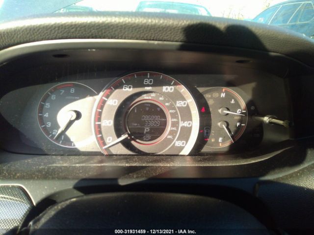 Photo 6 VIN: 1HGCR2F53DA174972 - HONDA ACCORD SDN 