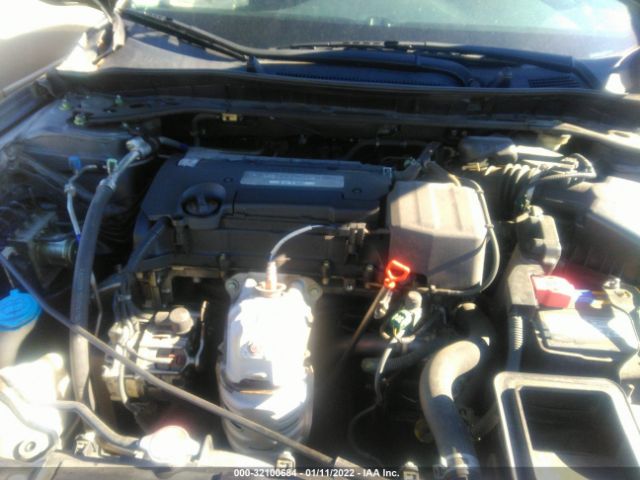 Photo 9 VIN: 1HGCR2F53EA024815 - HONDA ACCORD SEDAN 