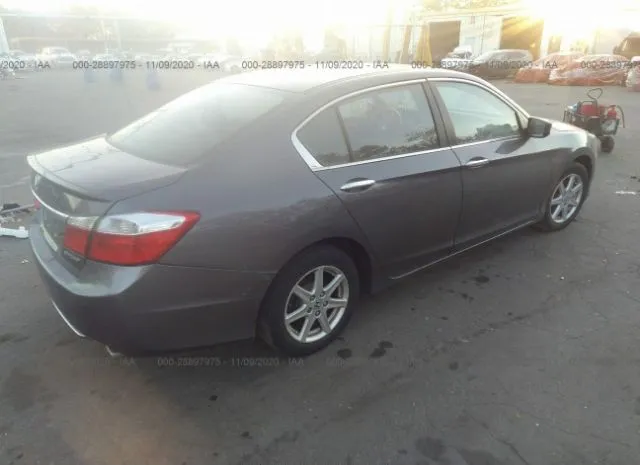 Photo 3 VIN: 1HGCR2F53EA037113 - HONDA ACCORD SDN 