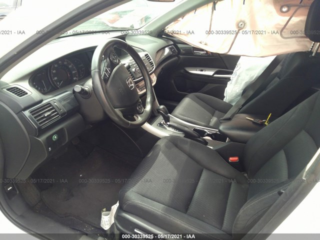 Photo 4 VIN: 1HGCR2F53EA085985 - HONDA ACCORD SEDAN 