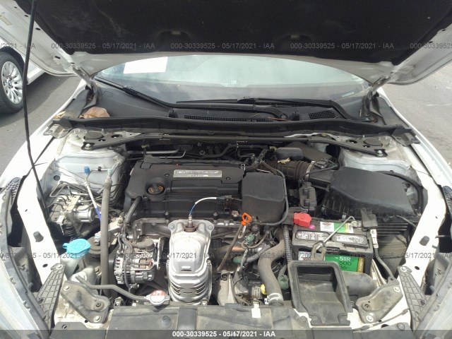 Photo 9 VIN: 1HGCR2F53EA085985 - HONDA ACCORD SEDAN 